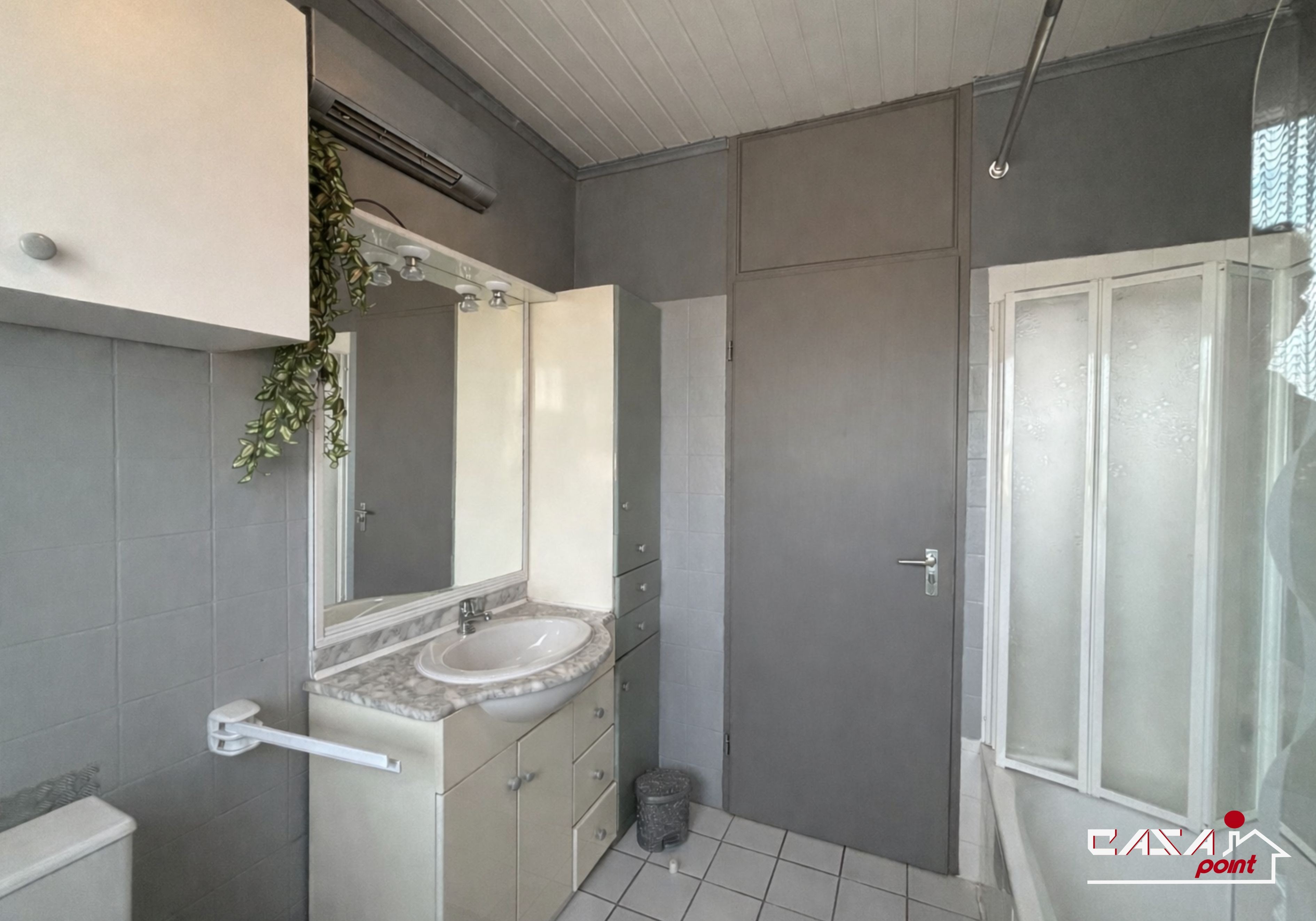 Maison 4 chambres avec terrasse et jardin - Photo 10