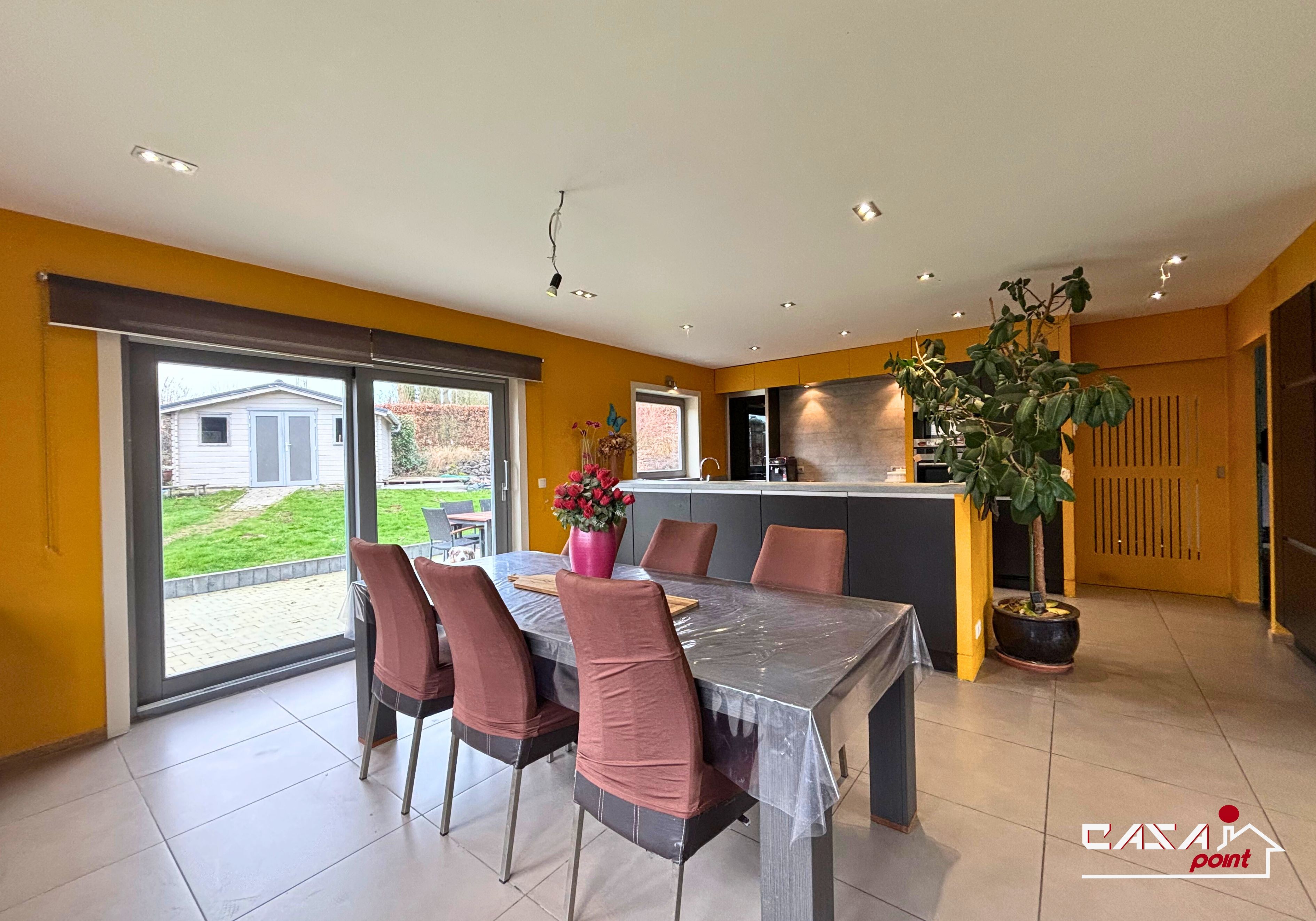 maison 3 chambres, de plain-pied sur un terrain de 10 ares - Photo 3