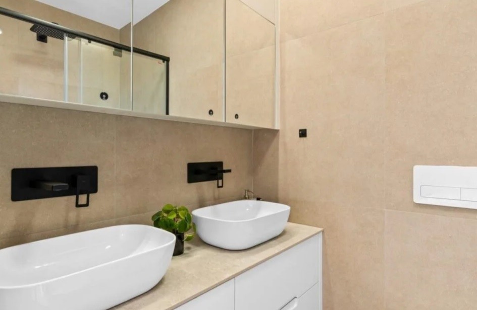 Appartement moderne haut de gamme 2 chambres avec solarium et piscine - Photo 11