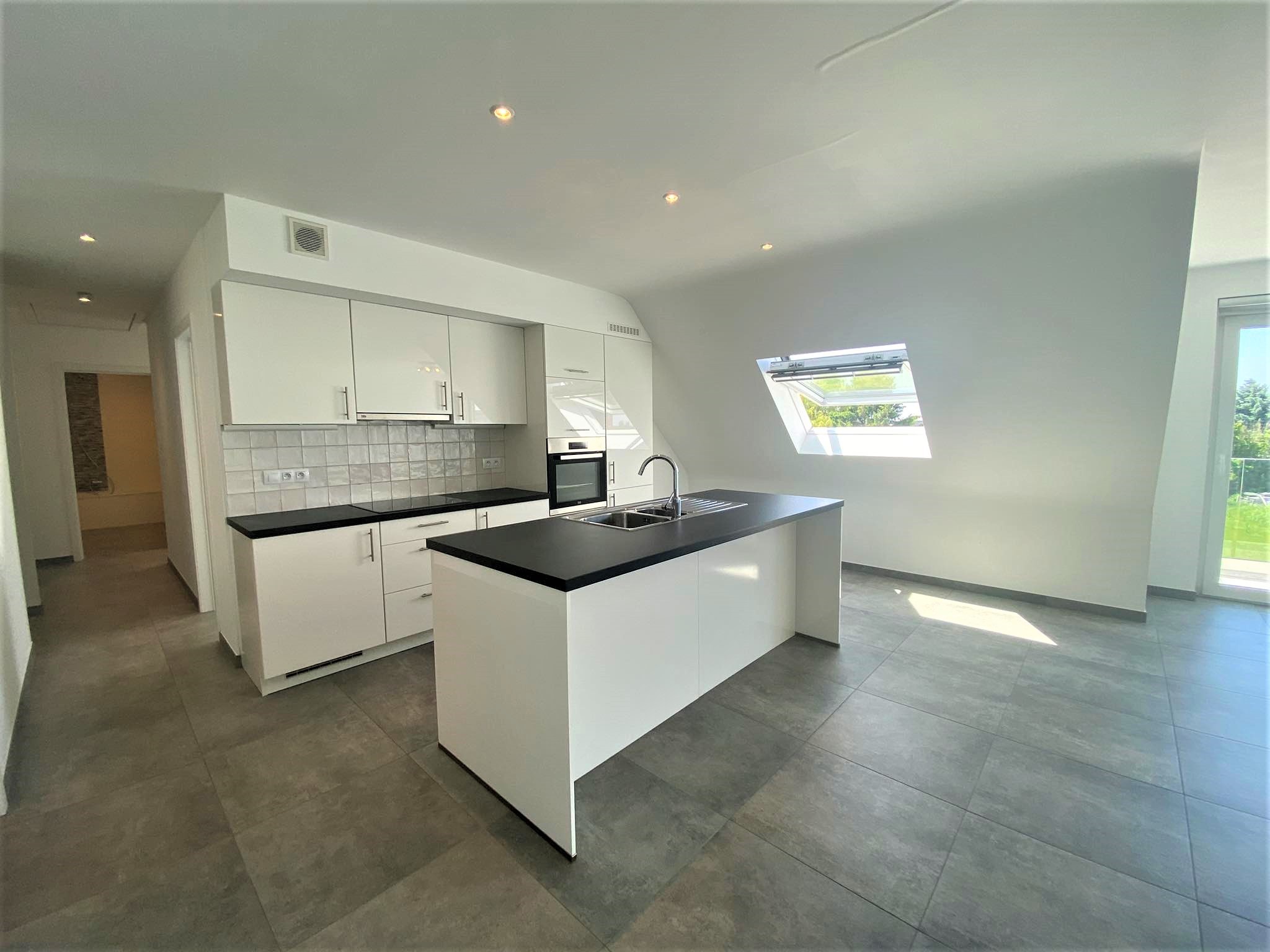 Appartement 2 chambres avec terrasse  - Photo 2