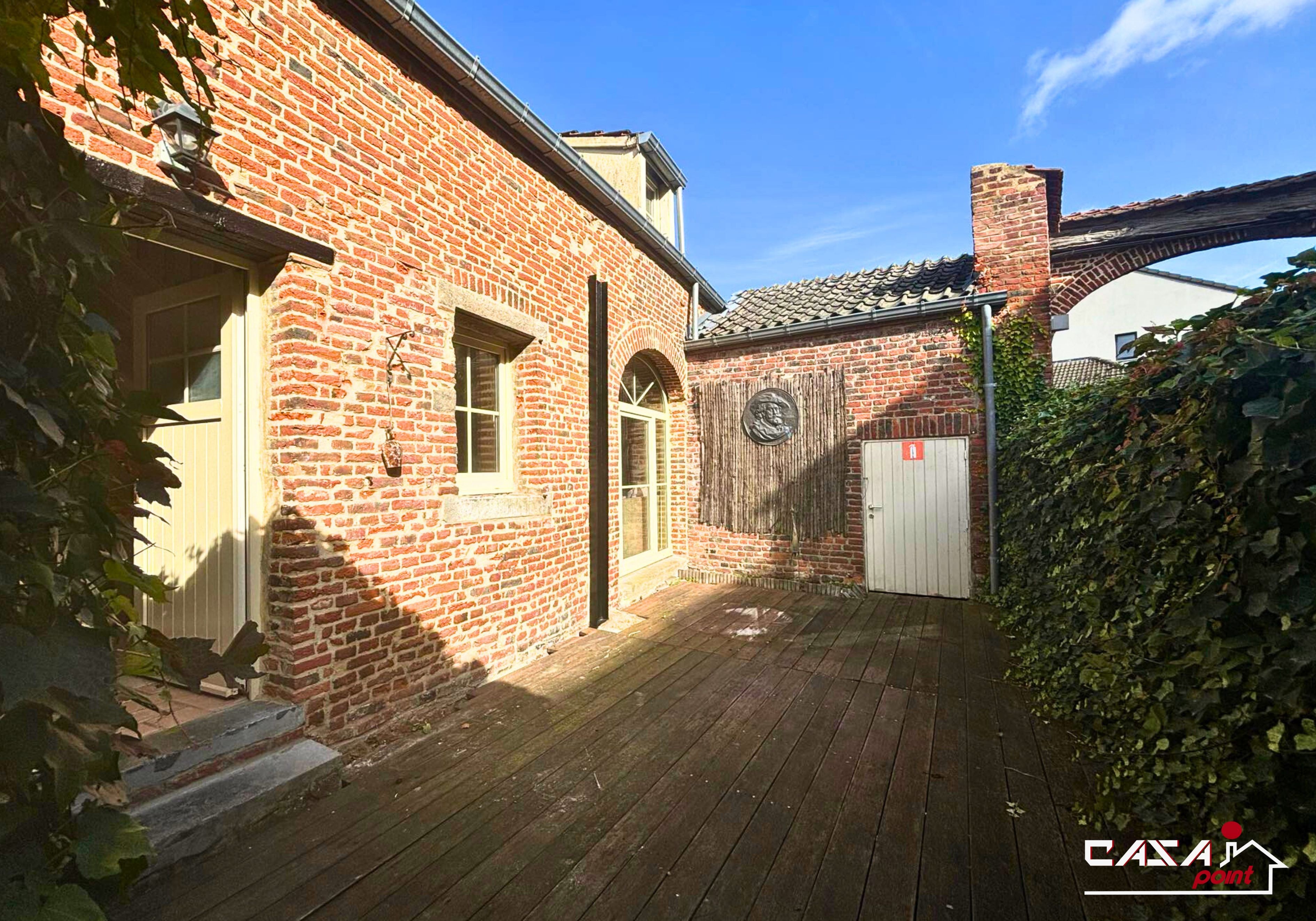 Maison style fermette 2 chambres avec jardin et piscine commune - Photo 2