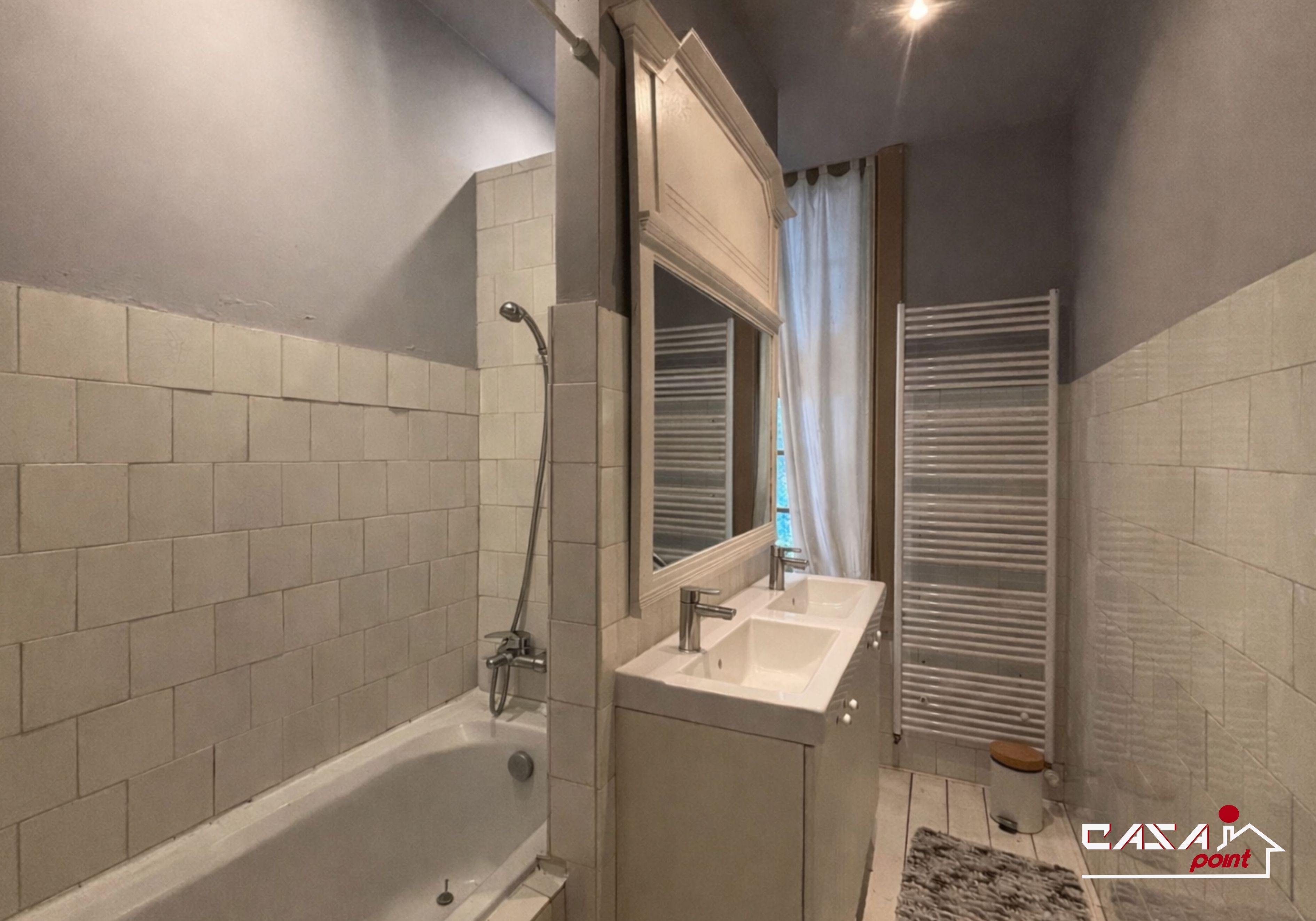 Maison d'exception au centre ville avec grand jardin - Photo 16