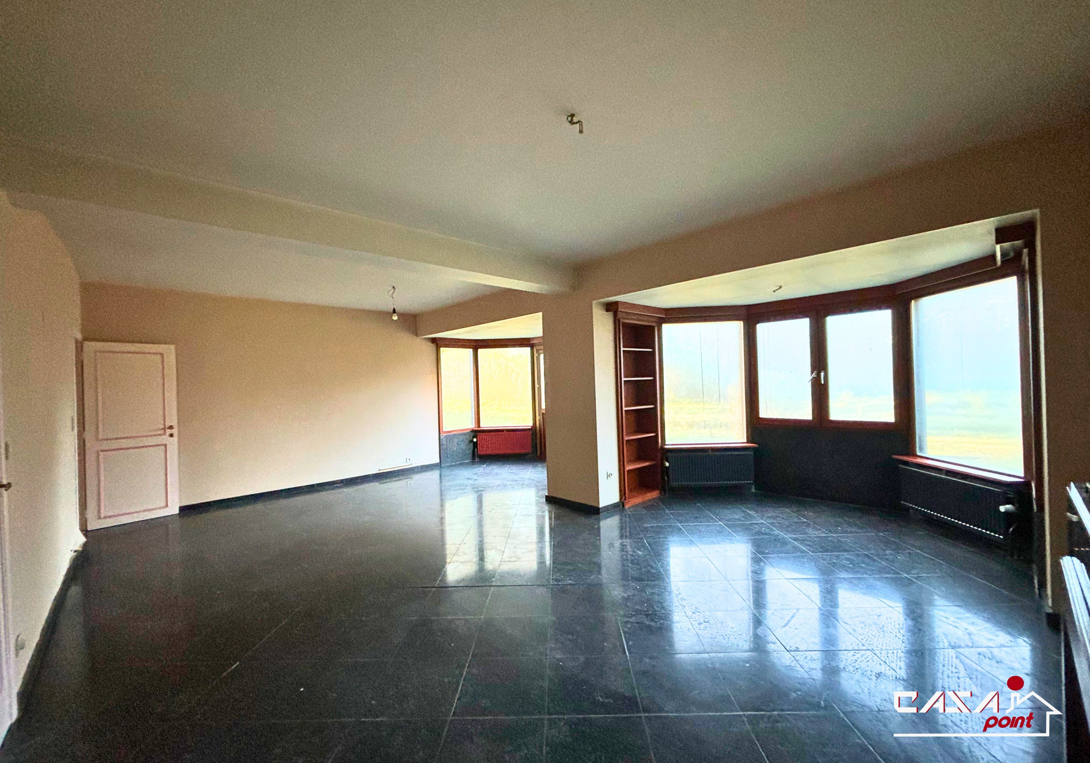 Villa sur un terrain de 38 ares  - Photo 3