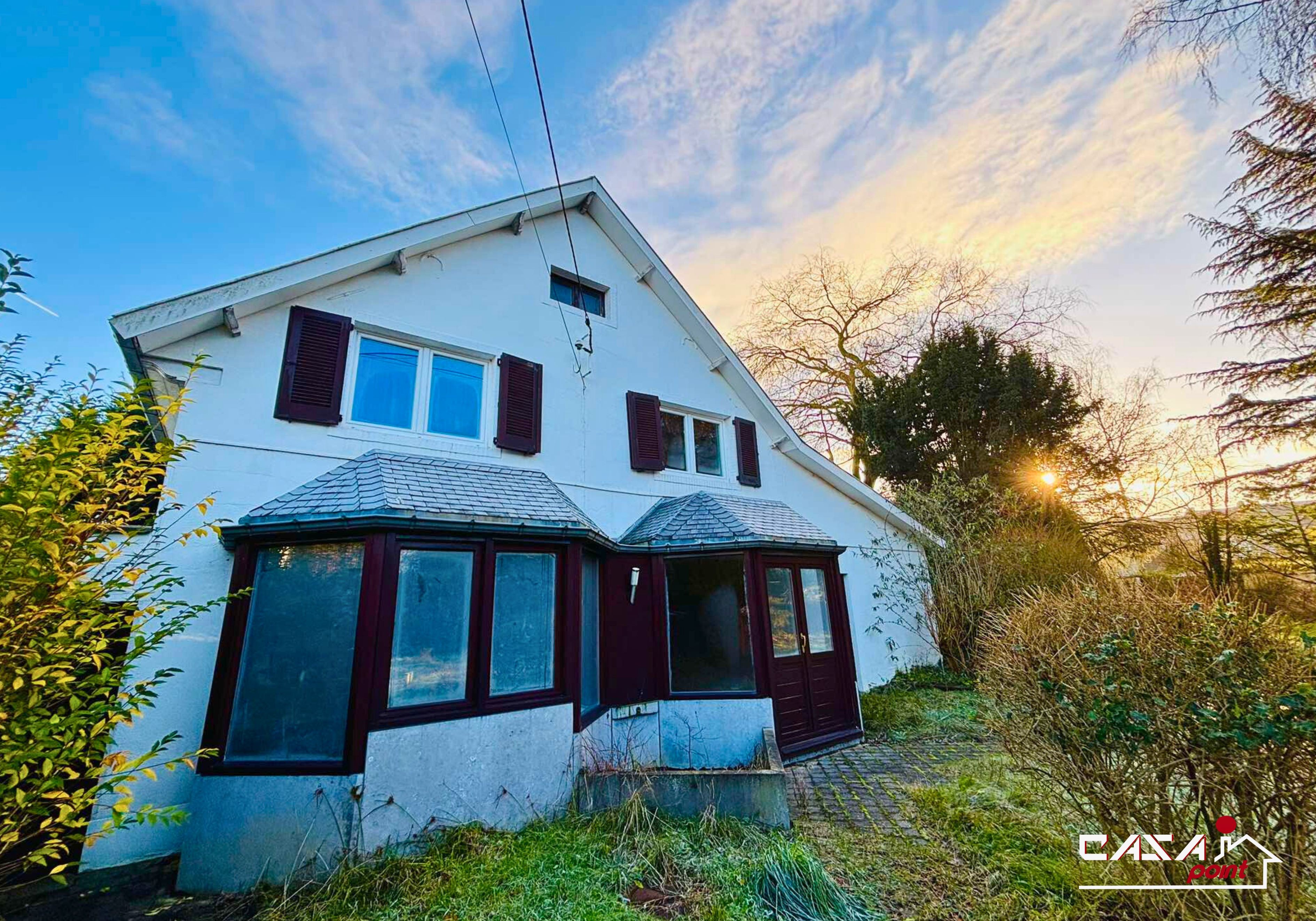 Villa sur un terrain de 38 ares 