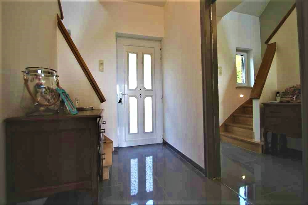 Villa 3 chambres avec jardin et parking  - Photo 2