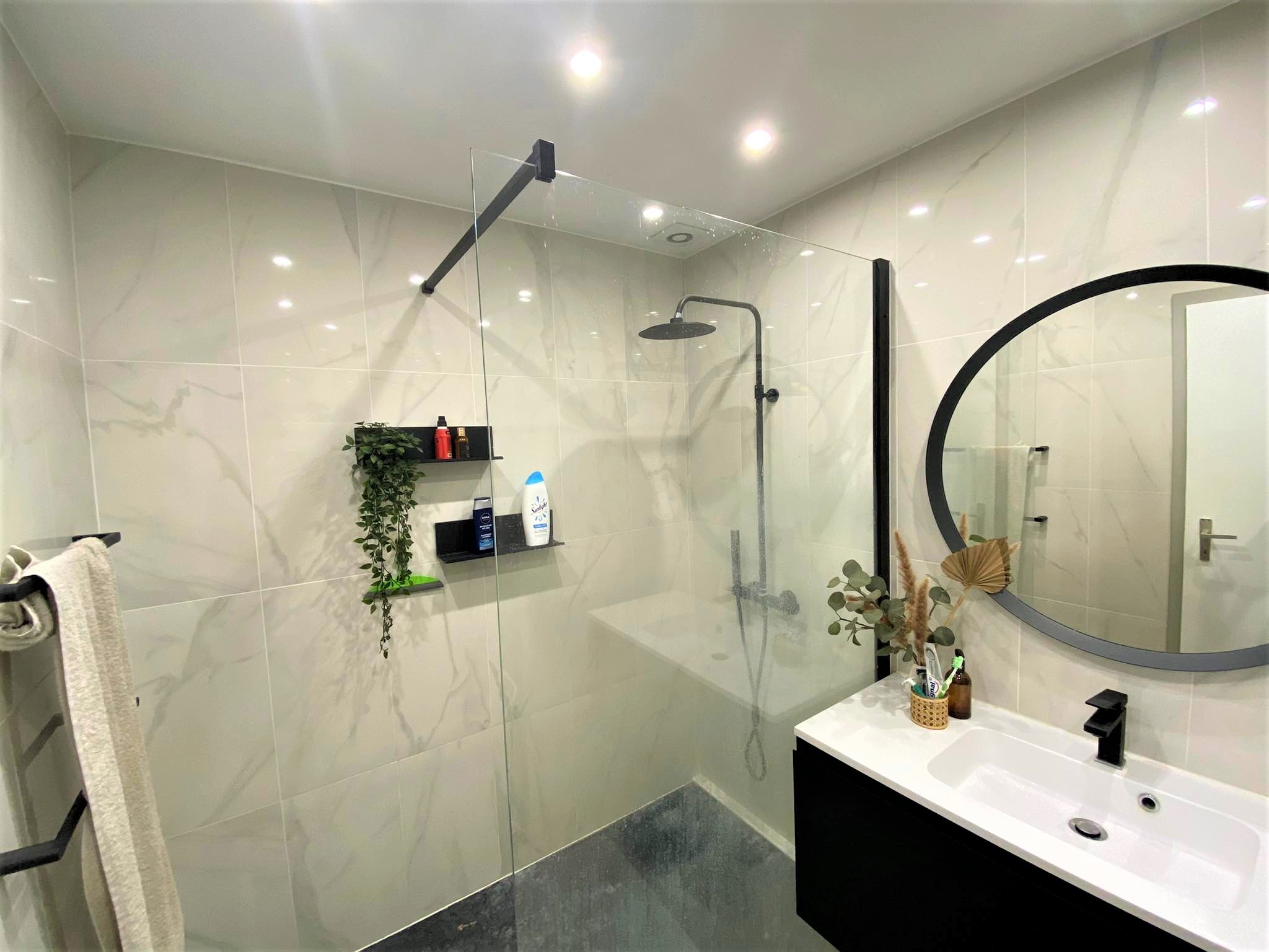 Villa de plain-pied avec garage  - Photo 10