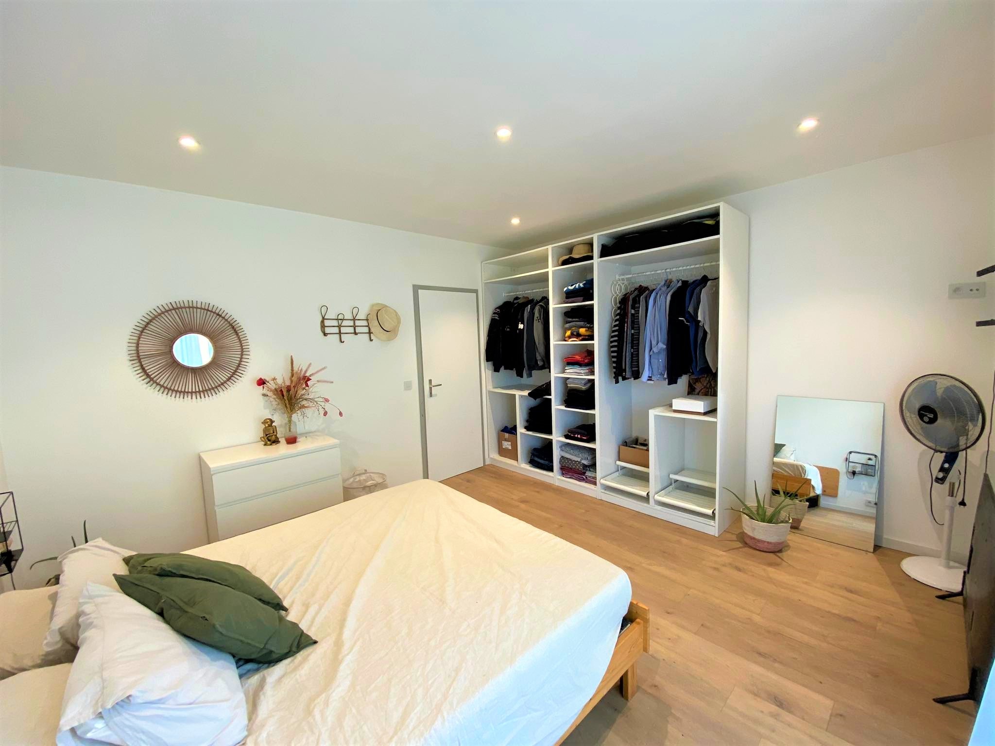 Villa de plain-pied avec garage  - Photo 7