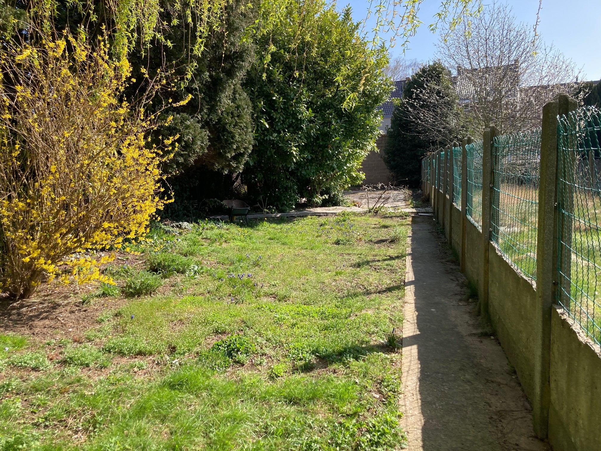 Maison 2 chambres avec jardin - Photo 11