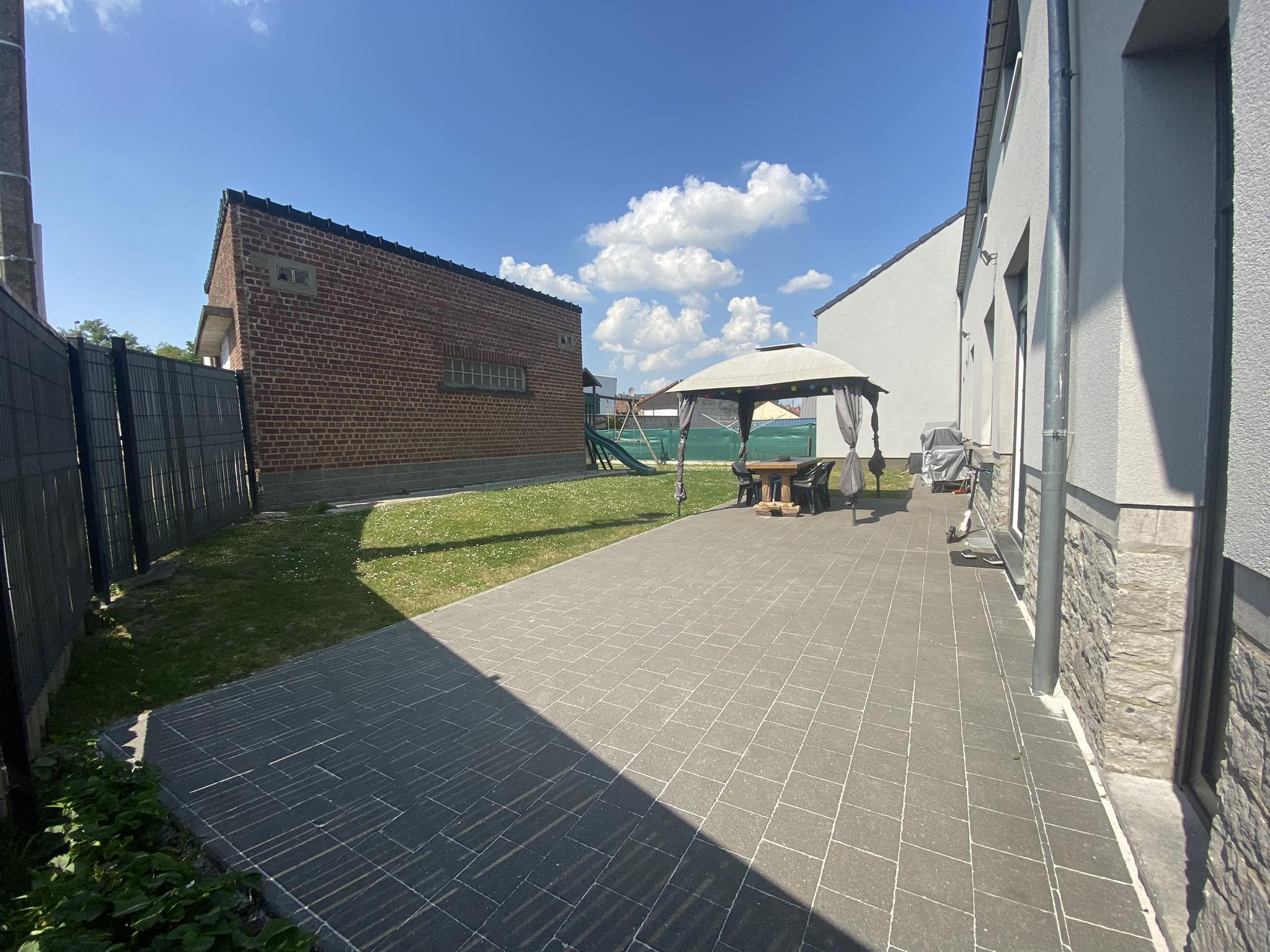 Appartement rez-de-chaussée avec jardin 