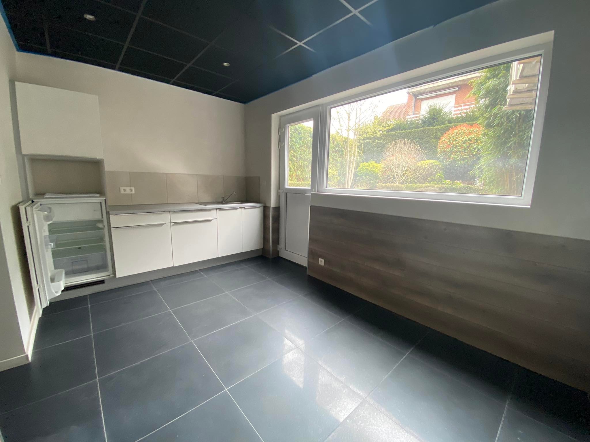 Commerce dans le centre de Tubize  - Photo 2