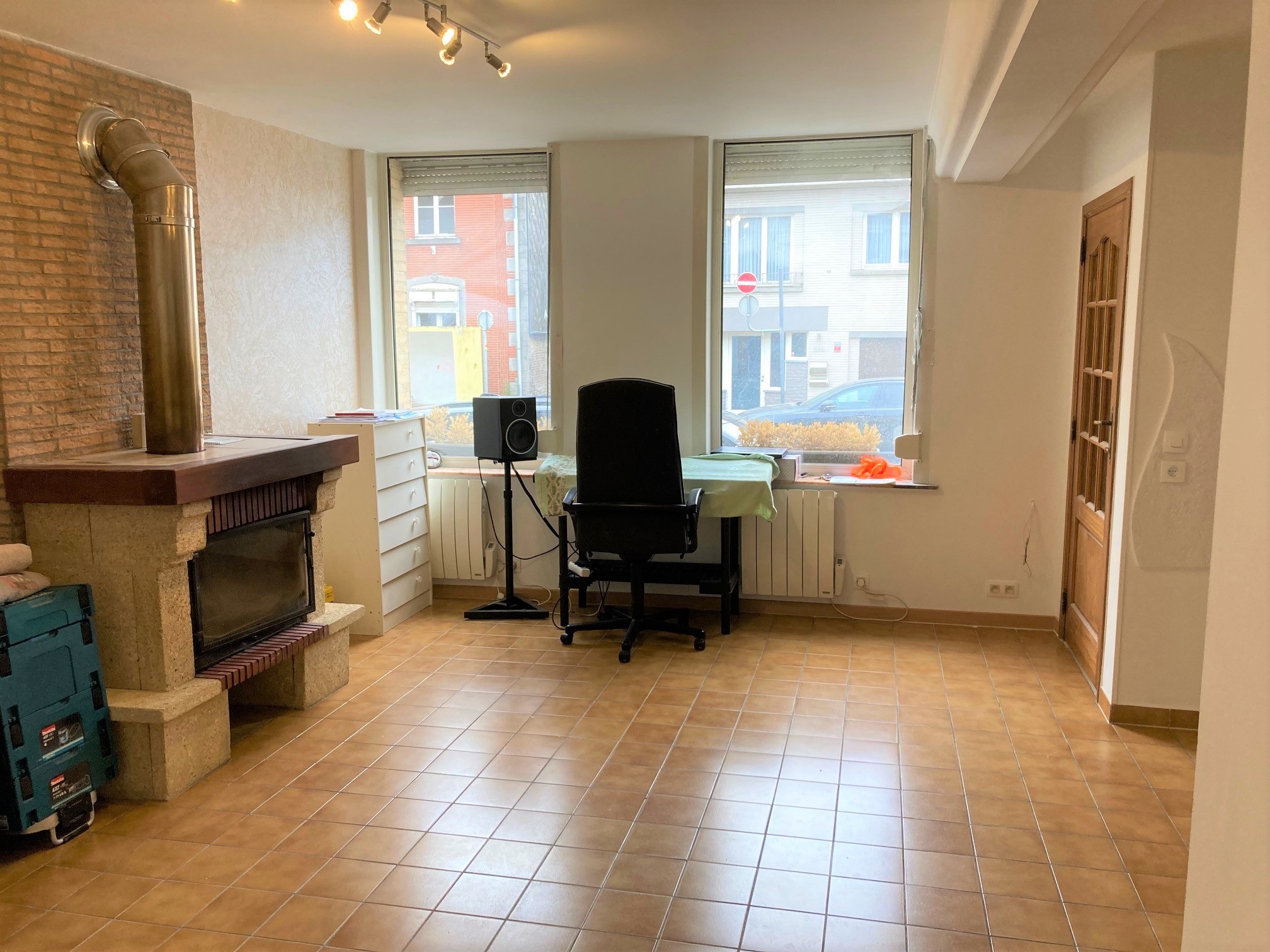 Charmante maison villageoise située dans le petit village de Saintes - Photo 4