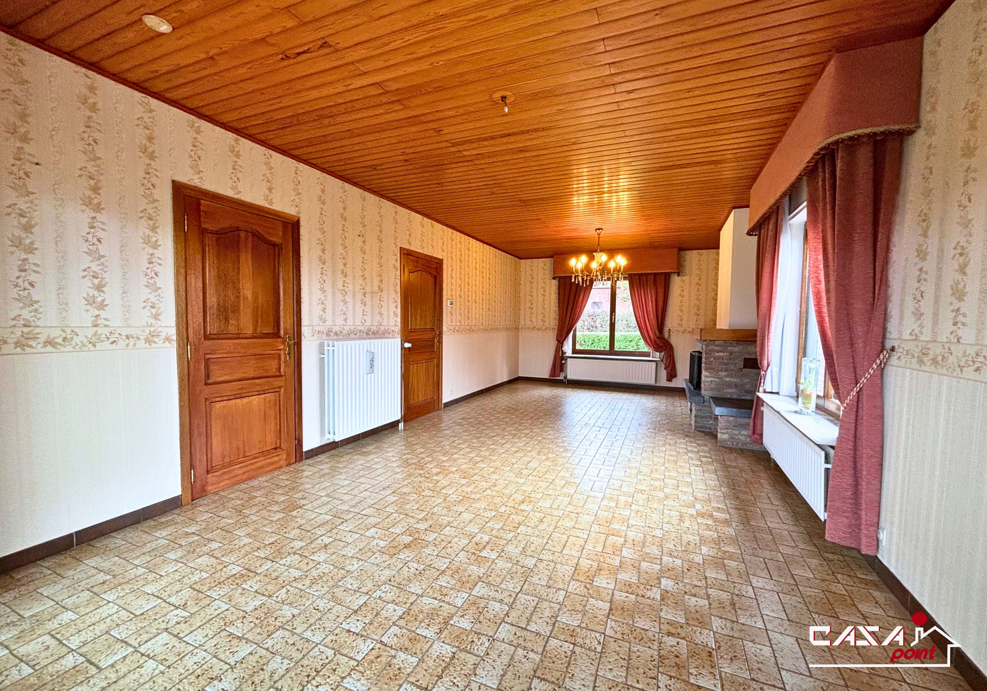 Villa de plain-pied avec jardin et garage  - Photo 2