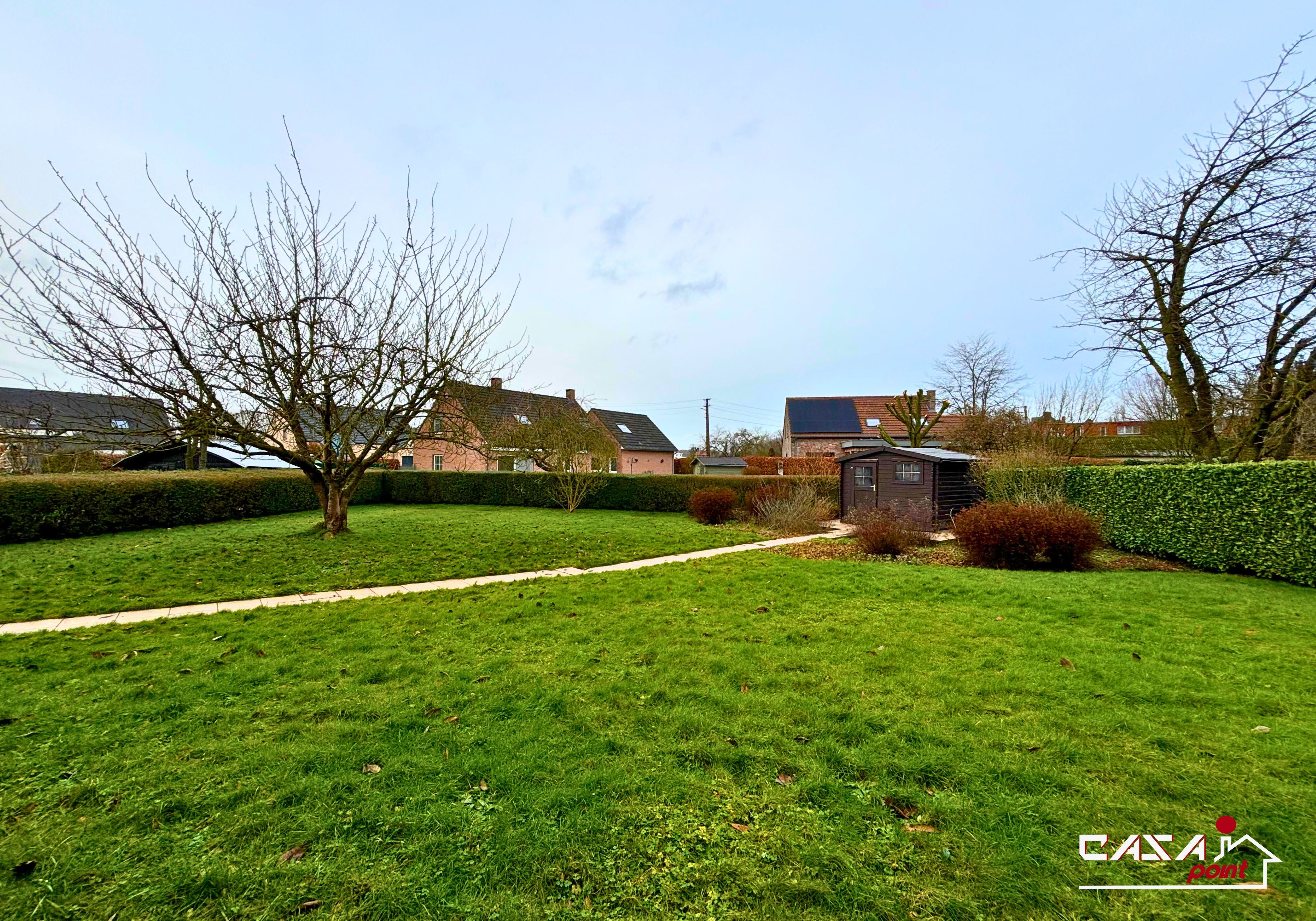 Villa de plain-pied avec jardin et garage  - Photo 11