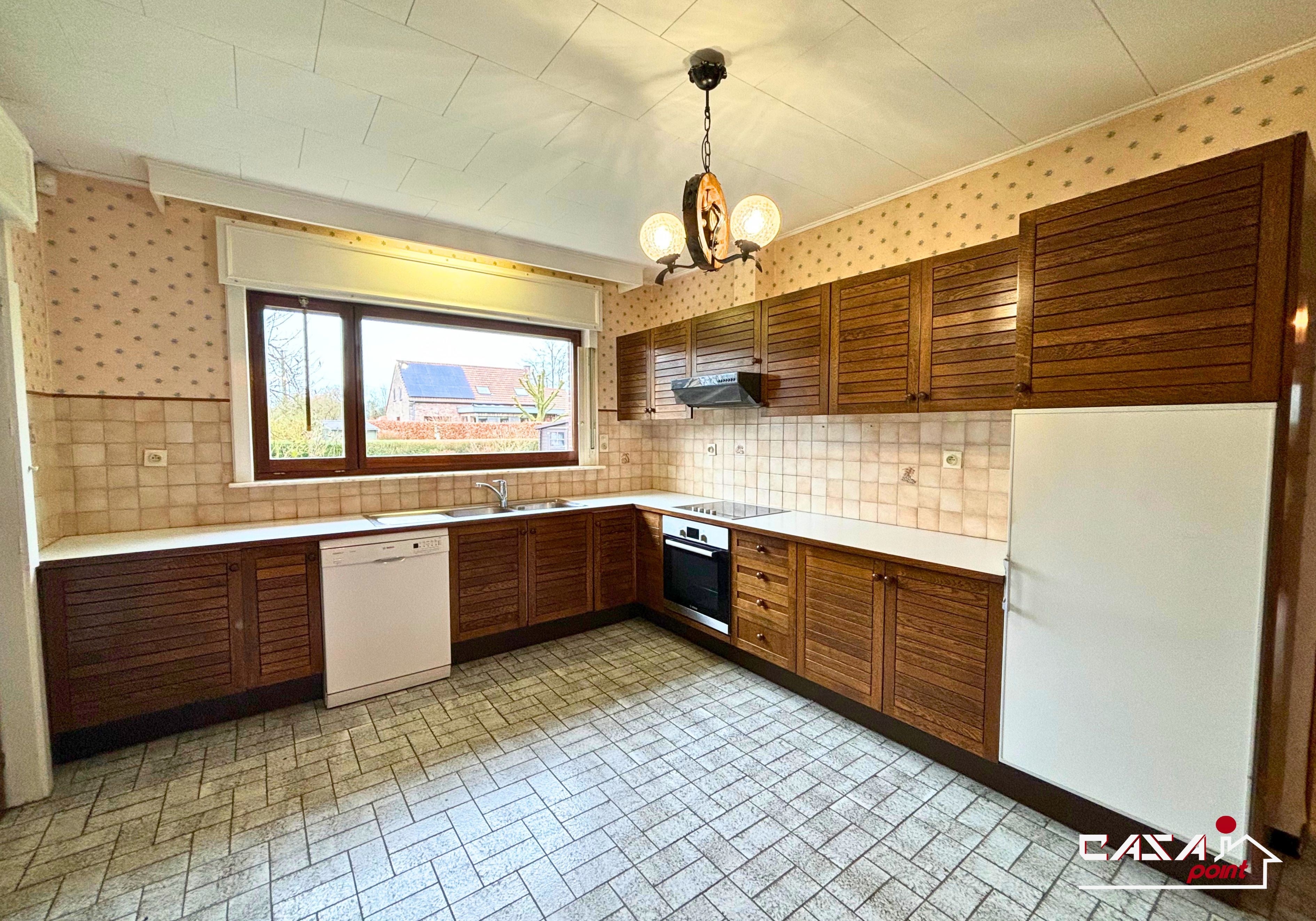 Villa de plain-pied avec jardin et garage  - Photo 5