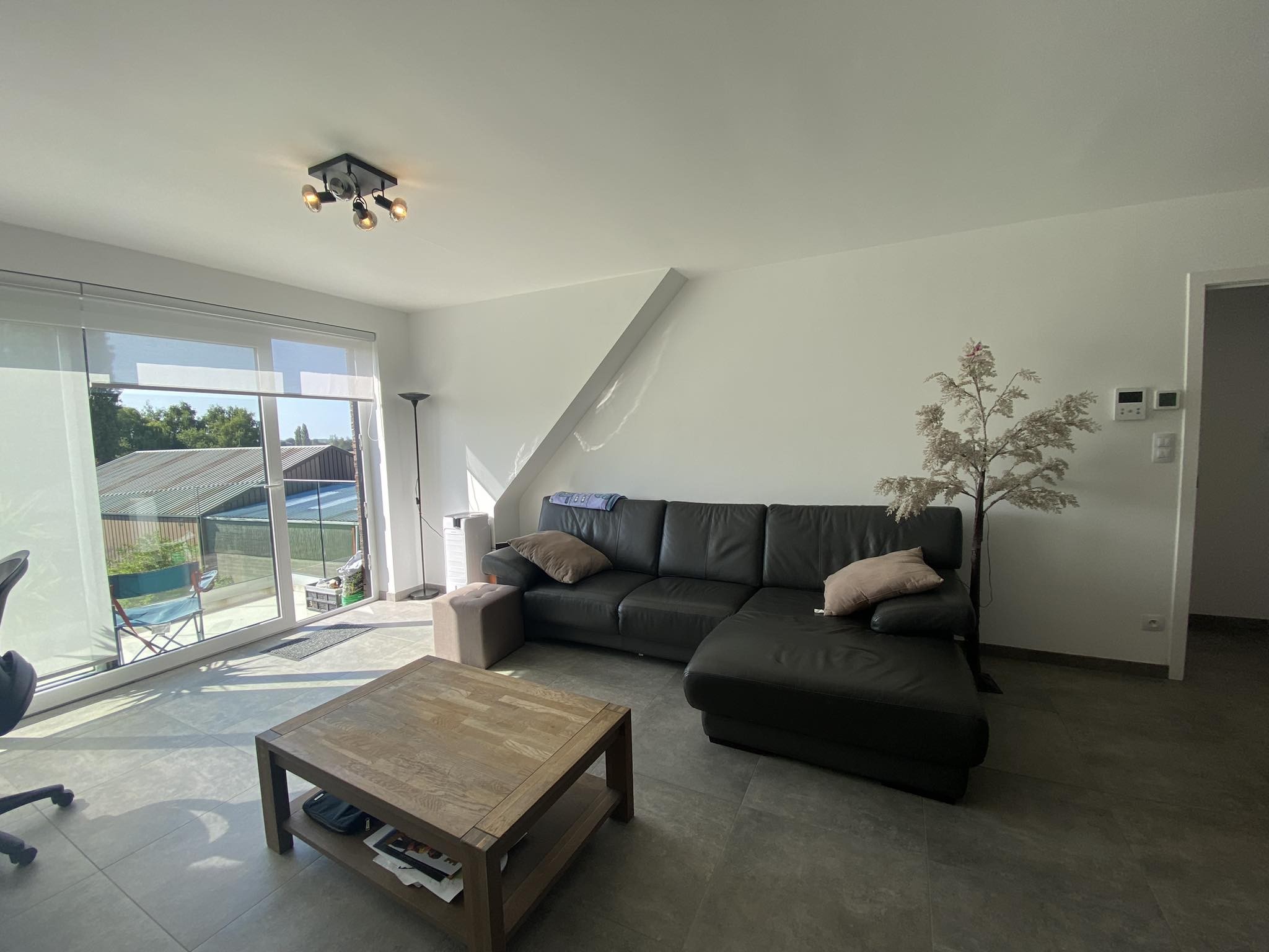 Superbe appartement 2 chambres avec grand séjour - Photo 2