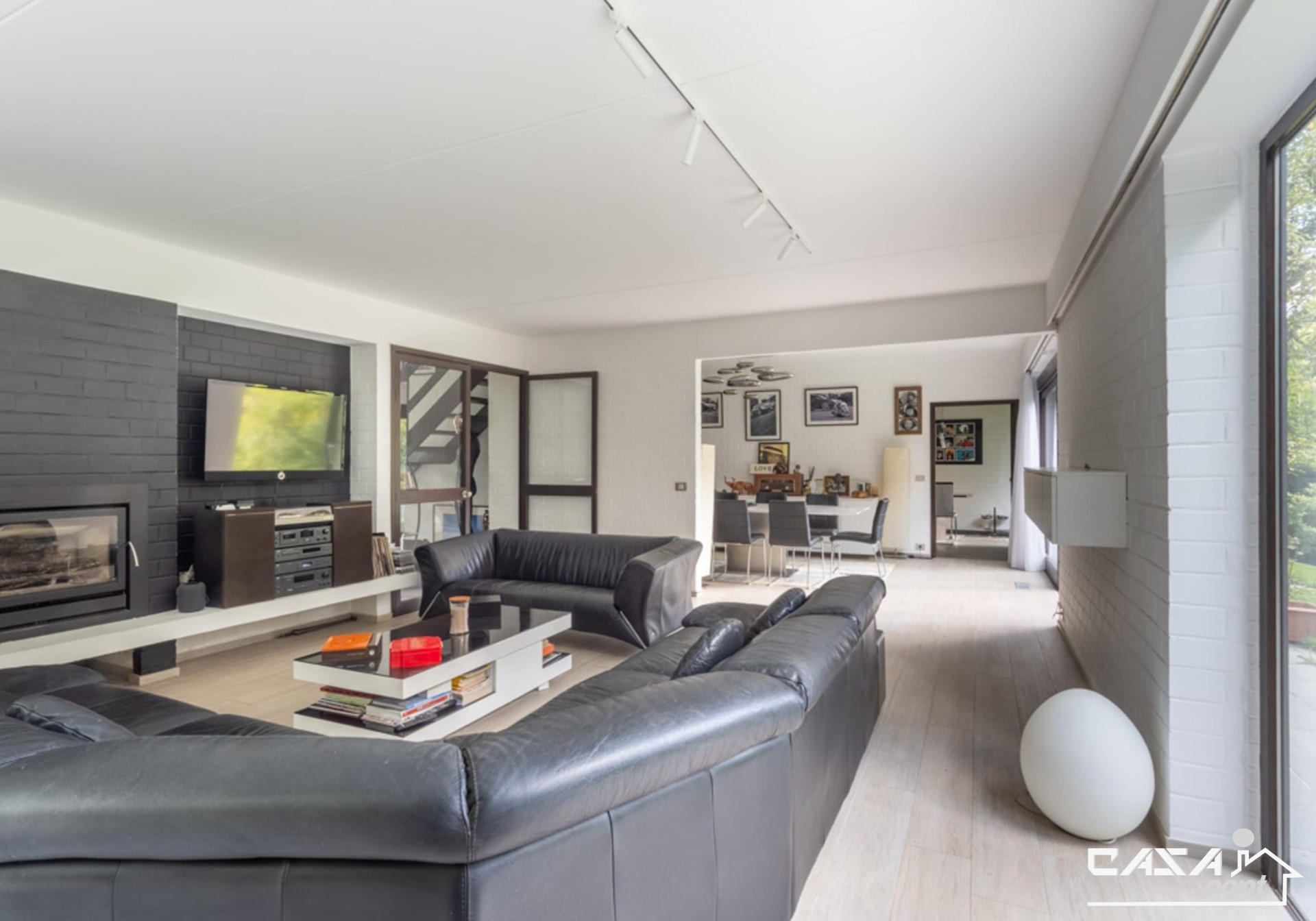 Villa d’architecte d’exception avec 5 chambres et jardin ouvert sur une réserve naturelle à Ophain - Photo 5