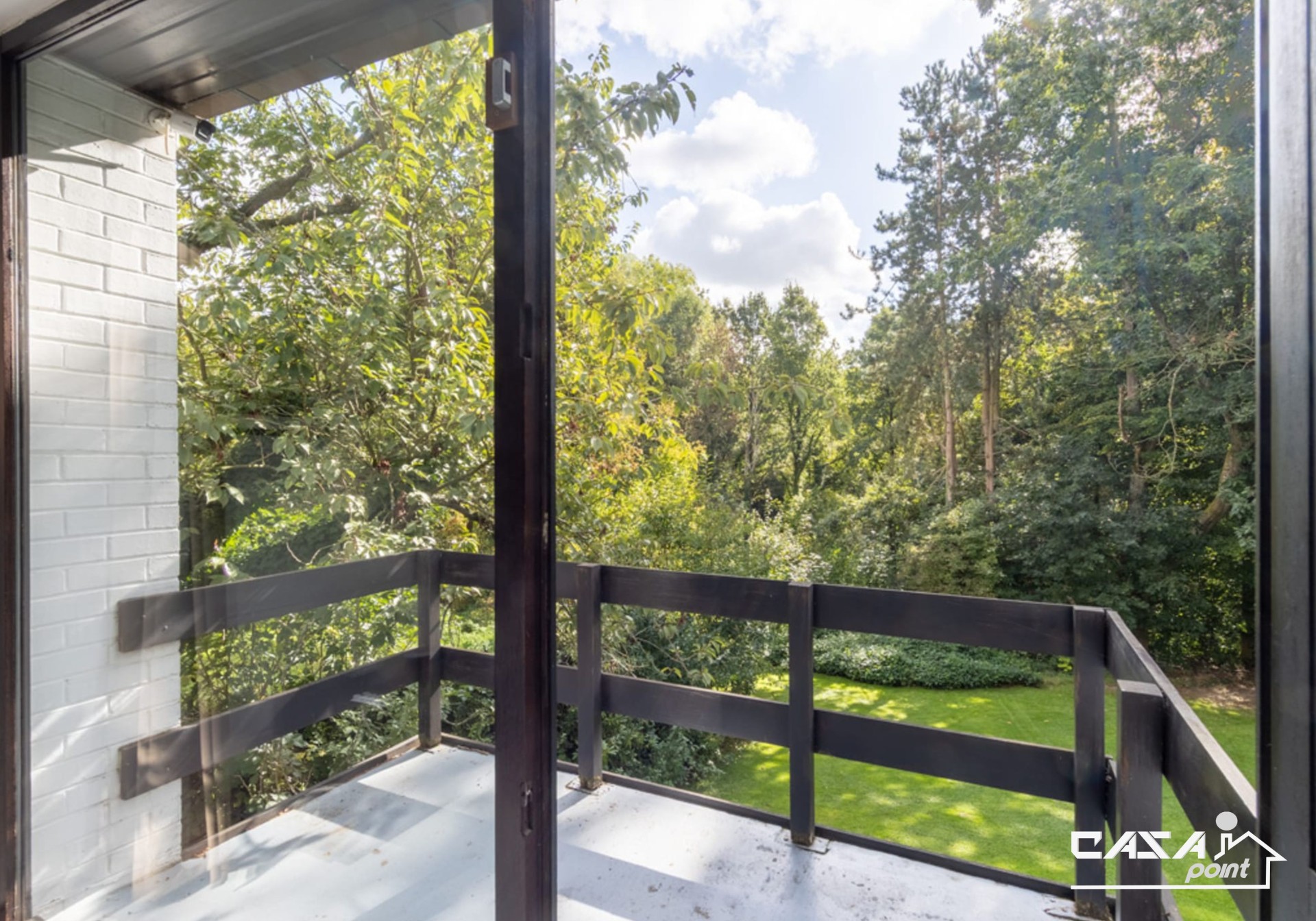 Villa d’architecte d’exception avec 5 chambres et jardin ouvert sur une réserve naturelle à Ophain - Photo 21